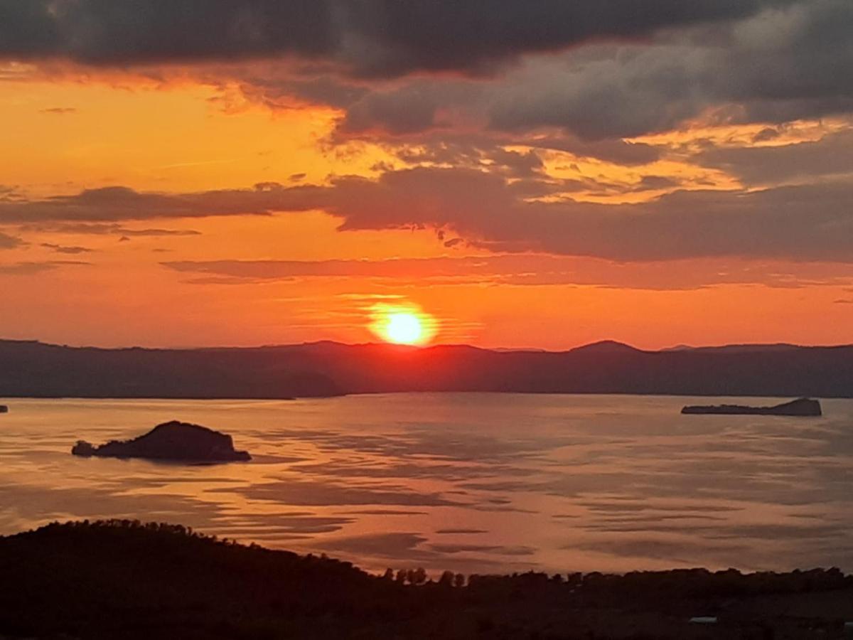 Belvedere Del Lago Montefiascone Exterior foto